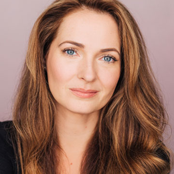 Headshot of Amanda Rose
