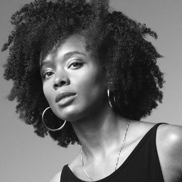 Headshot of Talia Simone Robinson